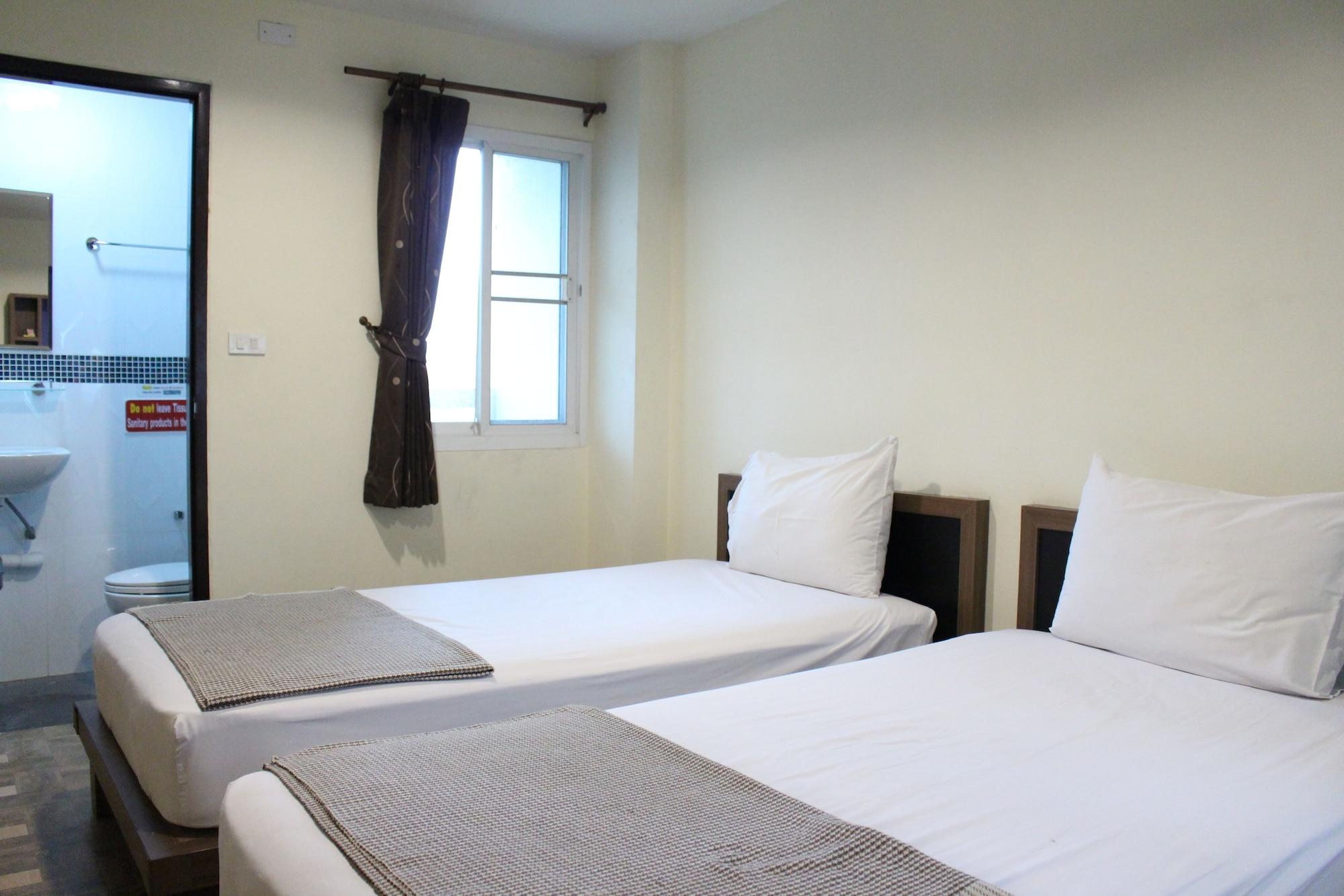 Samsen Sam Place Бангкок Экстерьер фото